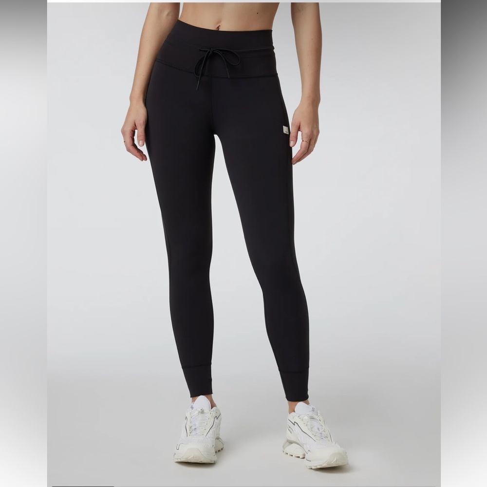 Vuori Black Daily Legging Regular Length - Sz Small